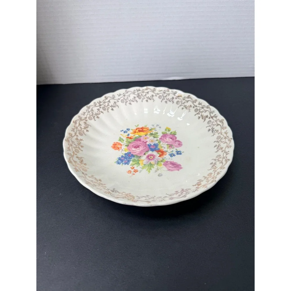Grandmacore Southern Potteries Vintage Floral Bowl 22Kt Gold Filigree Scalloped